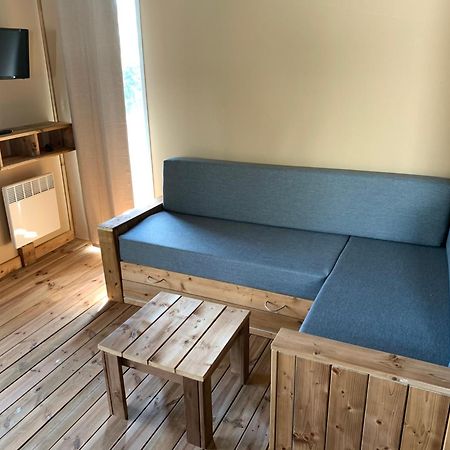 ホテル Camping Les Chouans サンティレール・ド・リエ エクステリア 写真